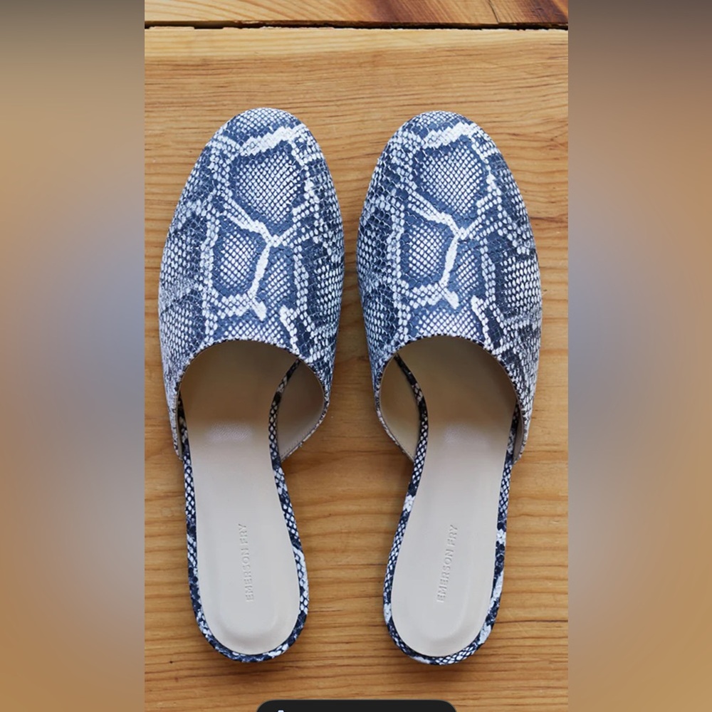 Emerson Fry Cobra Slides, GUC